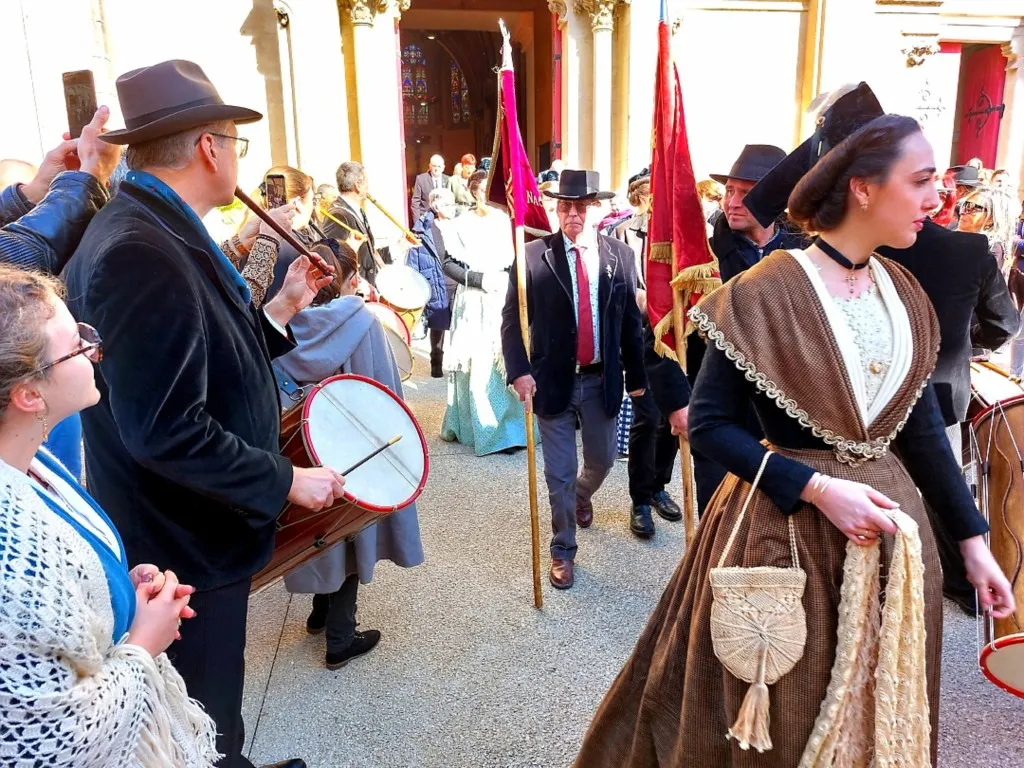 37e hommage Mlle Fanfonne Guillierme et au Gens de la Bouvino